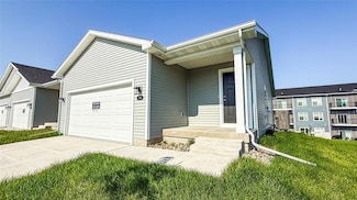 746 Caliburn St, Pleasant Hill, IA 50327
