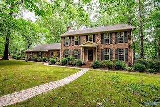 4304 Autumn Leaves Trail SE, Decatur, AL 35603