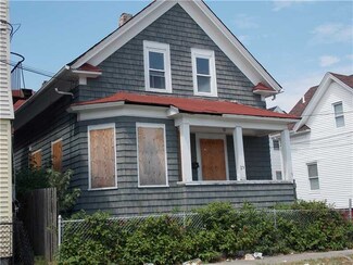 25 Bergen St, Providence, RI 02908