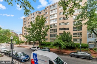 922 24th St NW Unit 806, Washington, DC 20037