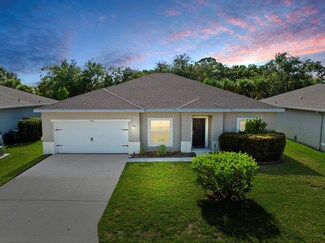 5360 Oakland Lake Cir, Fort Pierce, FL 34951