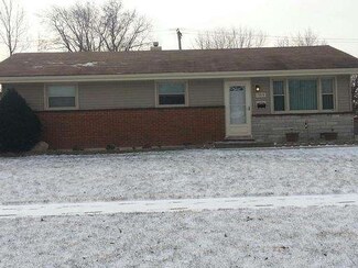 7019 Stanford Dr, Bridgeview, IL 60455