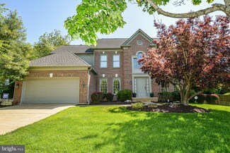 8315 Greentree Manor Ln, Fairfax Station, VA 22039