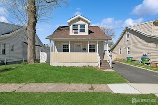 210 Washington Ave, Edison, NJ 08817