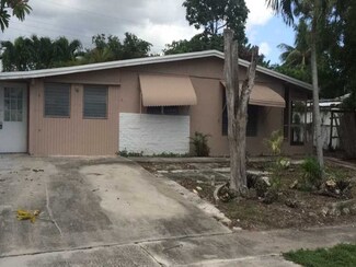 5611 SW 38th St, Davie, FL 33314