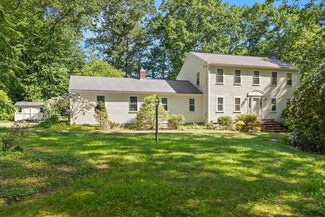 58 Old Coach Rd, Sudbury, MA 01776