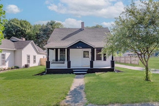 312 E Columbia St, Attica, IN 47918