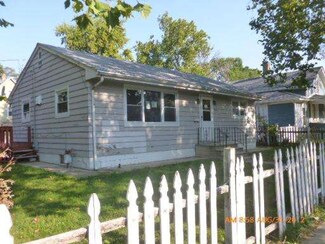 347 Grant Place, Aurora, IL 60505
