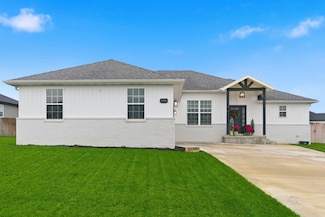 544 Fox Creek Rd, Rogersville, MO 65742