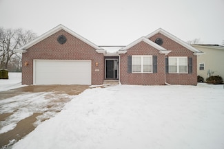 430 Basswood Ln, Normal, IL 61761