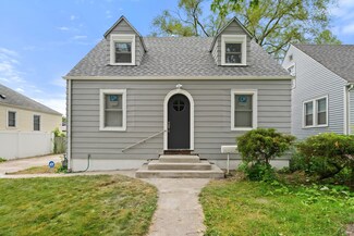12716 S Throop St, Calumet Park, IL 60827