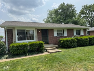 705 Orchard Ln, Greenwood, IN 46142
