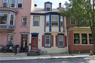 133 W Broadway, Jim Thorpe, PA 18229