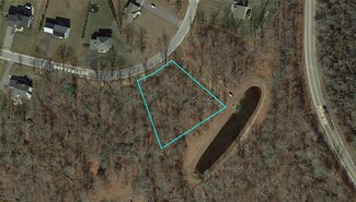 411 Cottrell Rd, Tiverton, RI 02878