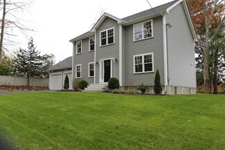 2 Littleton Rd, Ayer, MA 01432
