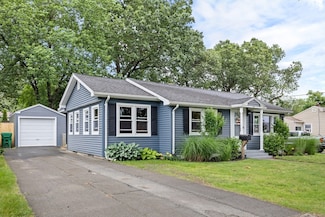 41 Yvette St, Chicopee, MA 01020