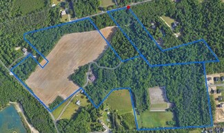 4721 Eves Ln, Chester, VA 23831