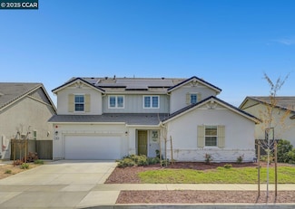 749 Hydrangea Dr, Vacaville, CA 95687