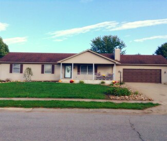 55318 Windswept Ln, New Carlisle, IN 46552