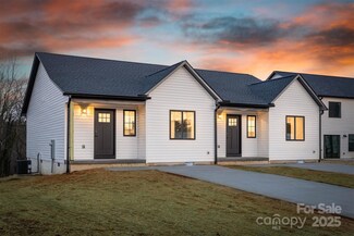 1265 Margaret St NW, Valdese, NC 28690
