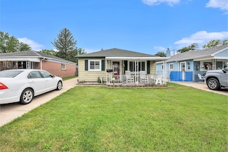 4952 Clippert St, Dearborn Heights, MI 48125