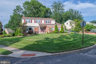 12 Palmer Ct, Sewell, NJ 08080