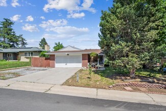 3871 W Saratoga Ave, Littleton, CO 80123