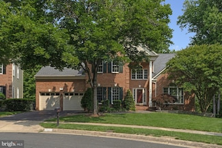 7902 Bracksford Ct, Fairfax Station, VA 22039