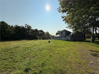 5060 Golden Rd, Boonville, NY 13309