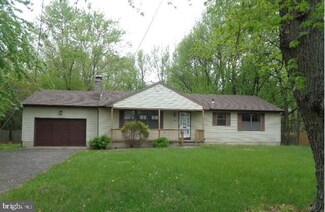 279 Swedesboro Ave, Gibbstown, NJ 08027