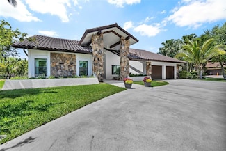 11850 SW 42nd Ct, Davie, FL 33330
