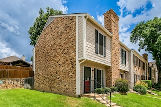 17 Abbey Rd, Euless, TX 76039