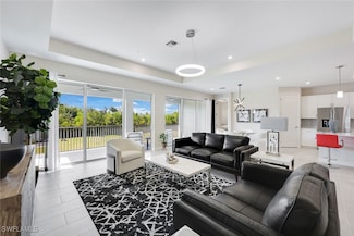 303 Indies Dr W Unit 201, Naples, FL 34114