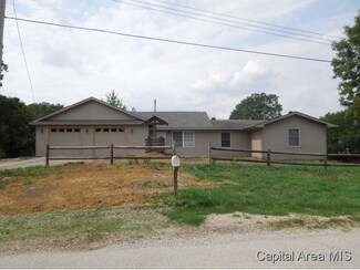 20453 Sweetwater Ave, Greenview, IL 62642