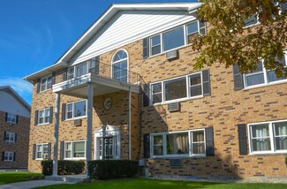 8802 45th Place Unit 10, Brookfield, IL 60513