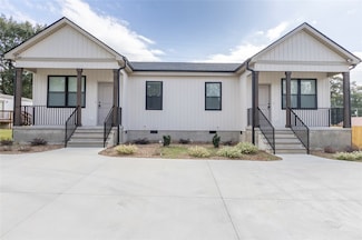 413 W 2nd Ave Unit B, Easley, SC 29640