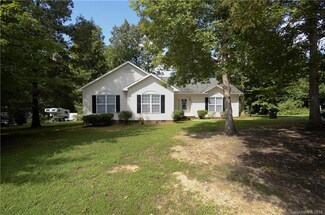 7204 Whitetail Dr, Julian, NC 27283