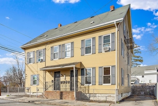 2 Sutherland St, Lowell, MA 01850