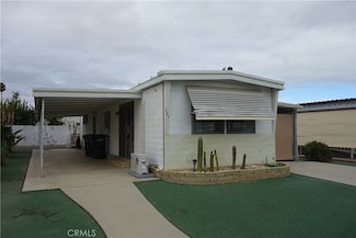 151 Santa Lucia Dr, Hemet, CA 92543
