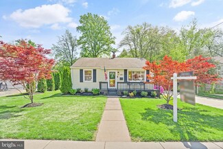 4109 Chestnut St, Fairfax, VA 22030