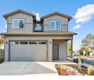 109 Hill Dr, Cathlamet, WA 98612