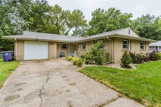 2449 Vaughn Dr, Manhattan, KS 66502