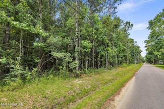 0 Julia St Unit 4118178, Bay St. Louis, MS 39520