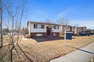 2779 W 5775 S, Roy, UT 84067