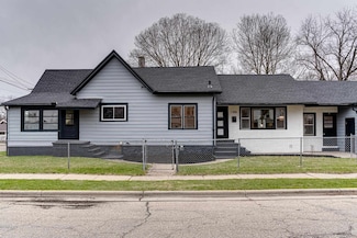 1306 Porter Ave, Beloit, WI 53511
