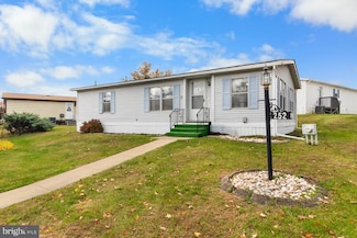 252 Fawn Valley Ct, North Wales, PA 19454