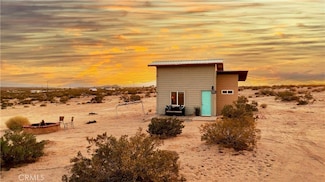 310 Enchanted Rd, Joshua Tree, CA 92252