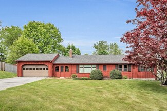 11 Hidden Rd, Methuen, MA 01844