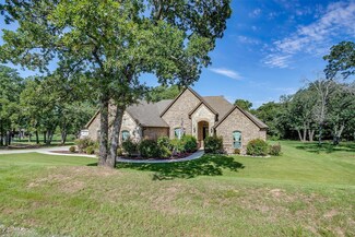 140 Flying Diamond Dr, Springtown, TX 76082