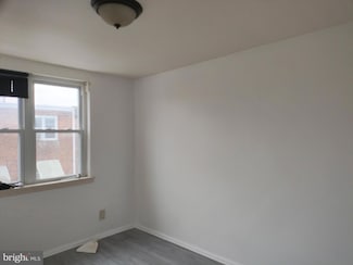 633 E Carver St, Philadelphia, PA 19120